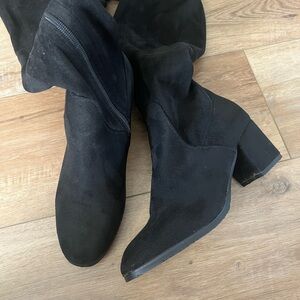 Dream Pairs Black Suede Heeled Knee- High Boots Wonen’s 7.5